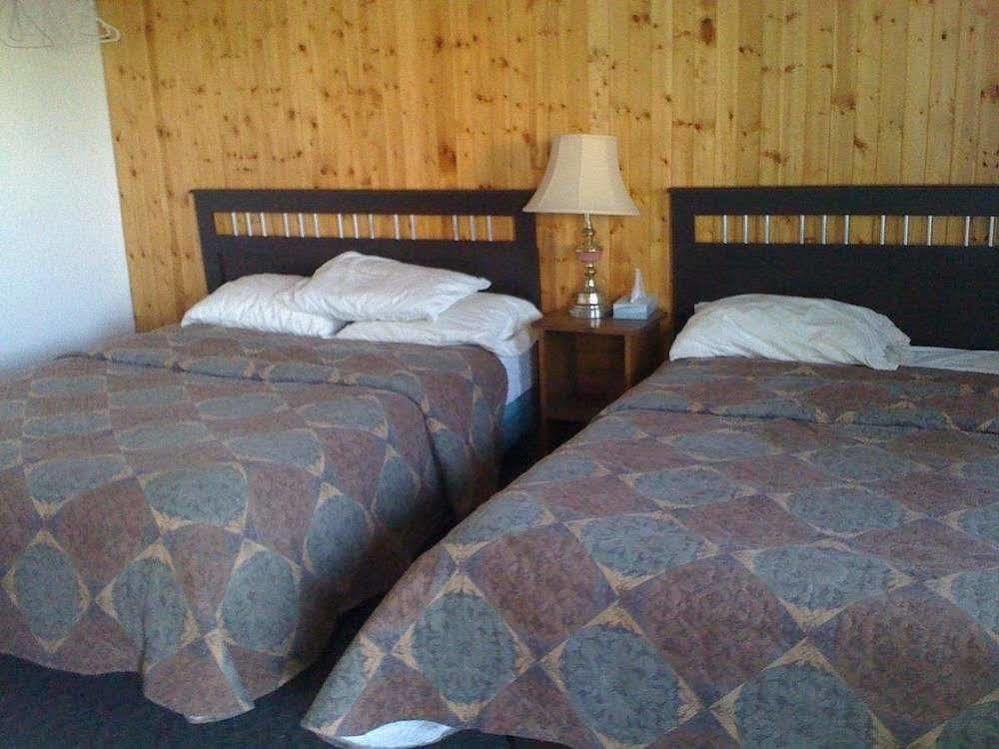 Moosomin Motel Exteriör bild