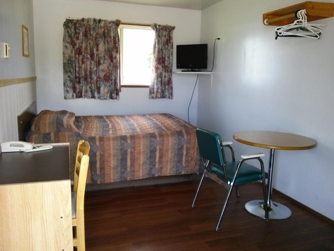 Moosomin Motel Exteriör bild