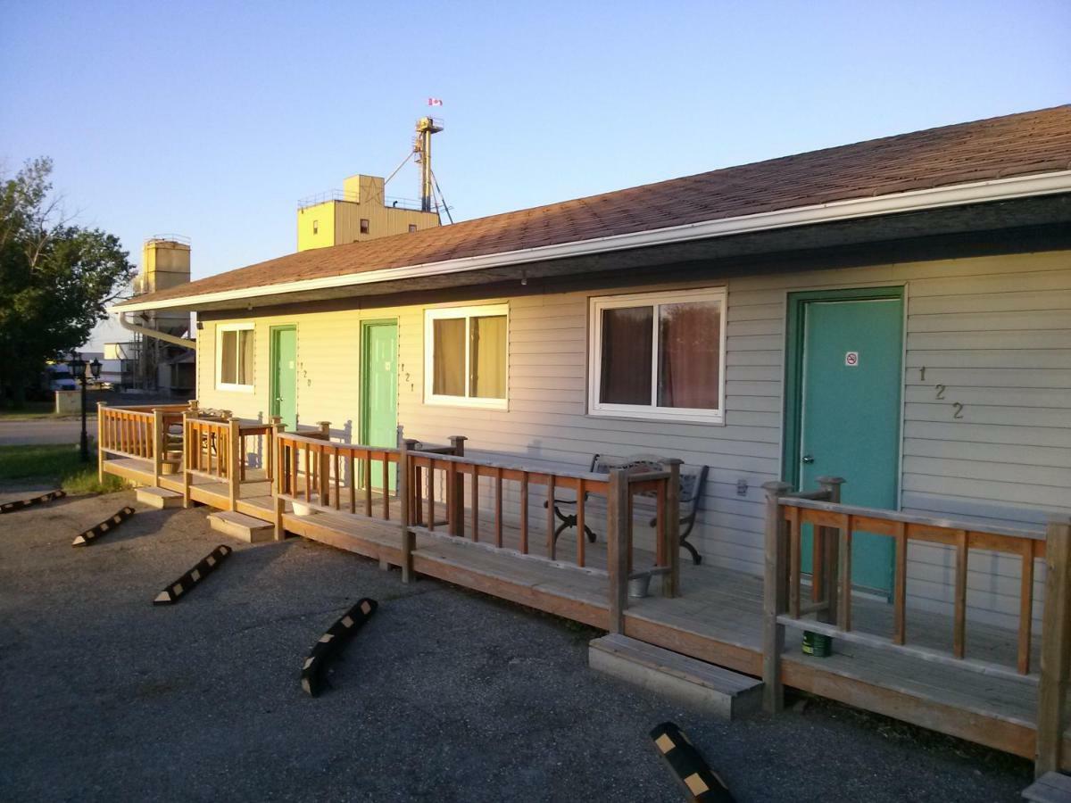 Moosomin Motel Exteriör bild